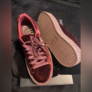 Fenty by Rihanna Puma Collab - Royal Purple